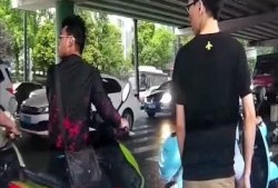 吃瓜紧张的气氛,揭秘吃瓜紧张气氛背后的真相