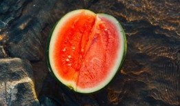 微茫吃瓜,揭秘娱乐圈那些不为人知的幕后故事