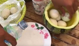 瓜哥吃瓜u型枕,U型枕助力舒适睡眠新体验