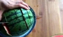 怎么切瓜方便吃,揭秘切瓜的便捷技巧