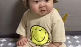 吃瓜表情包韩国女孩,萌态十足引网友热议