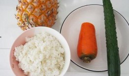 菠萝吃瓜视频,揭秘网红美食背后的故事