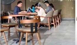 吃瓜紧张的气氛,揭秘吃瓜紧张气氛背后的真相