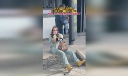 景点吃瓜女孩,趣味与美食的完美邂逅