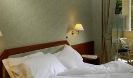 吃瓜广州云朵酒店,云端之上的吃瓜乐园