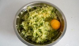 南方吃角瓜丸子,角瓜丸子，传统美食的鲜美演绎