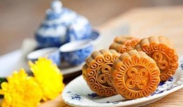 瓜妈吃月饼,品味传统月饼的甜蜜时光