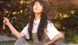 女艺人吃流量瓜