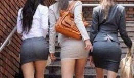 妹子吃瓜GIF出处,揭秘“妹子吃瓜GIF”走红网络背后的故事