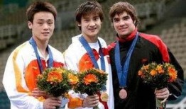 高敏吃瓜群众,揭秘高敏吃瓜群众的独特视角与深度解读